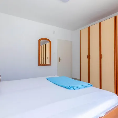 Apartment Lea